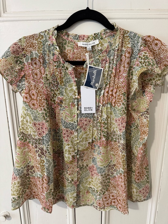 Rose & Olive Tops - Rose + Olive Floral Blouse Short Sleeve Top